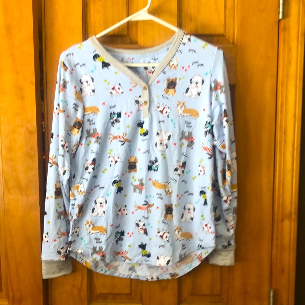 Cuddl duds pajama set
Like new